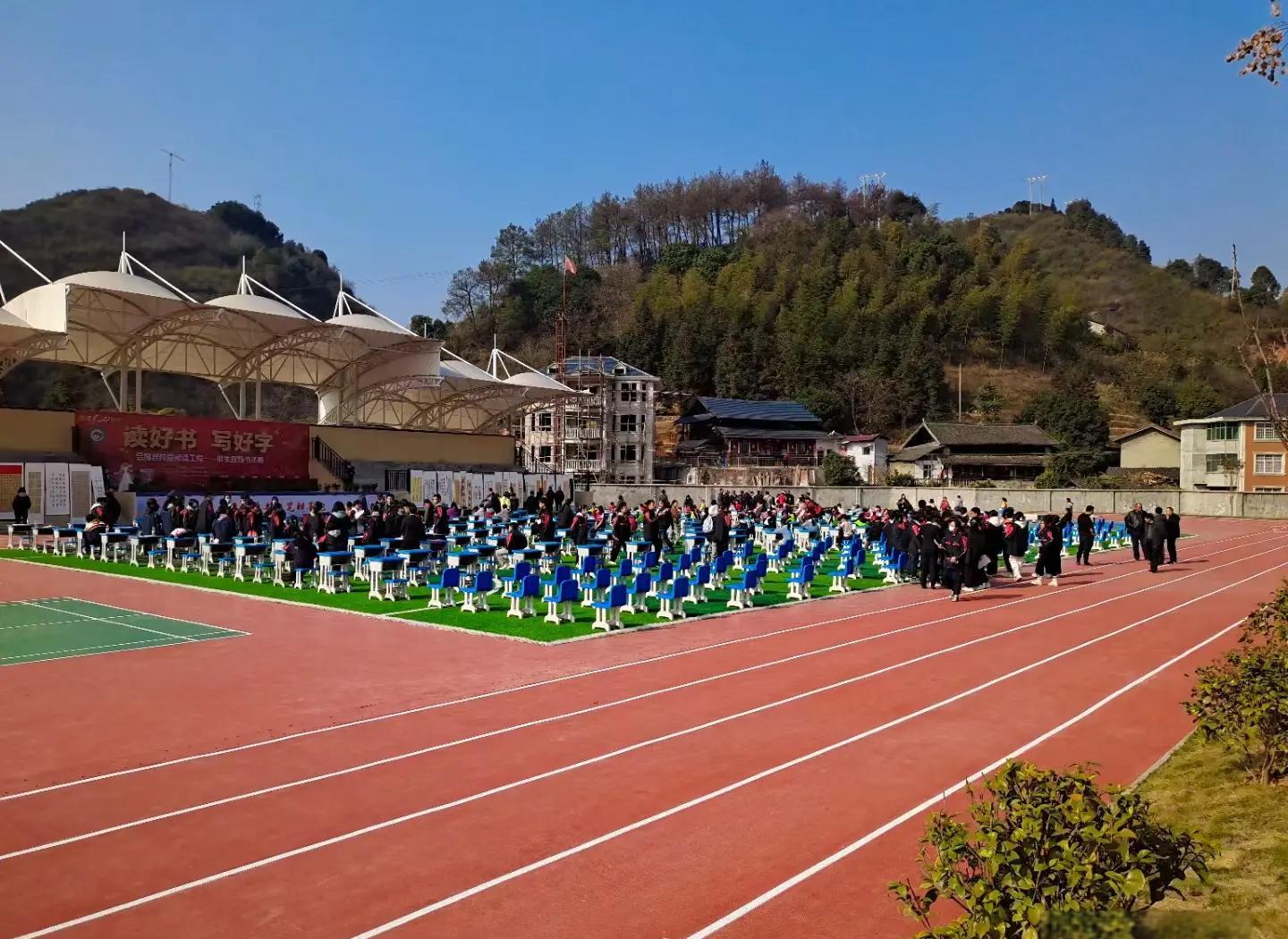 石河子市硅PU学校塑胶跑道 - 一站式服务